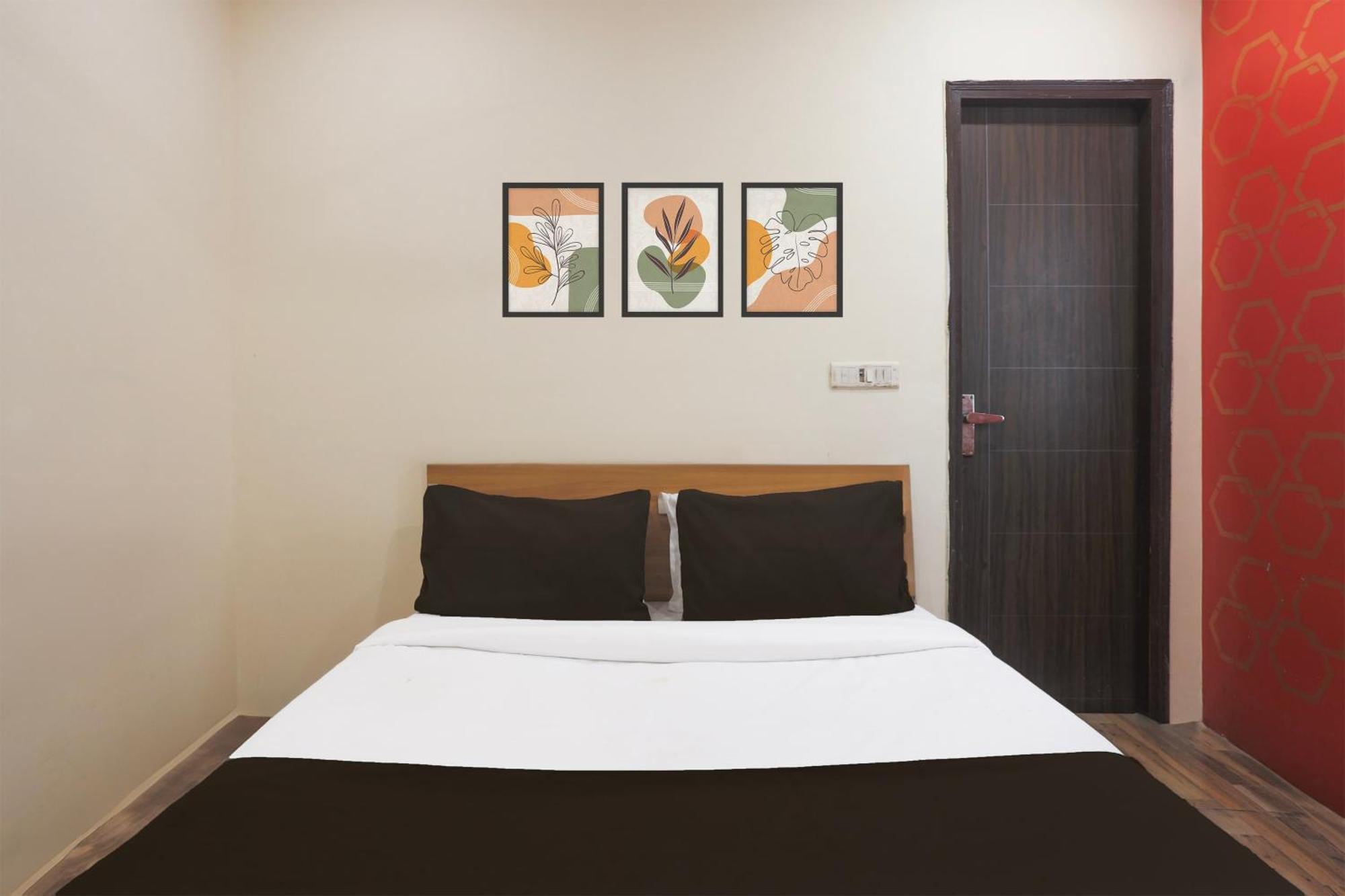 Super Hotel O S J Residency Delhi  Esterno foto