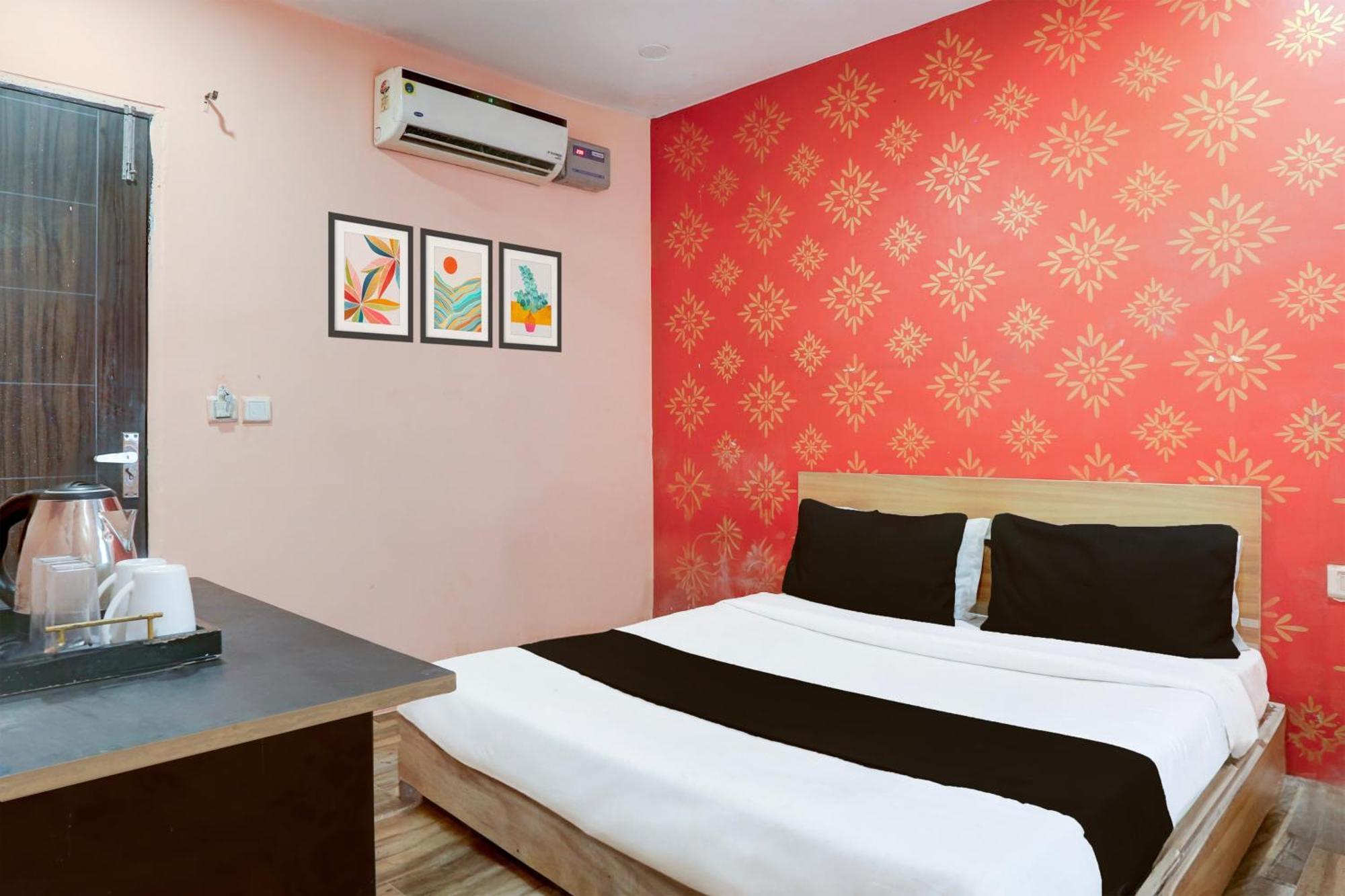 Super Hotel O S J Residency Delhi  Esterno foto