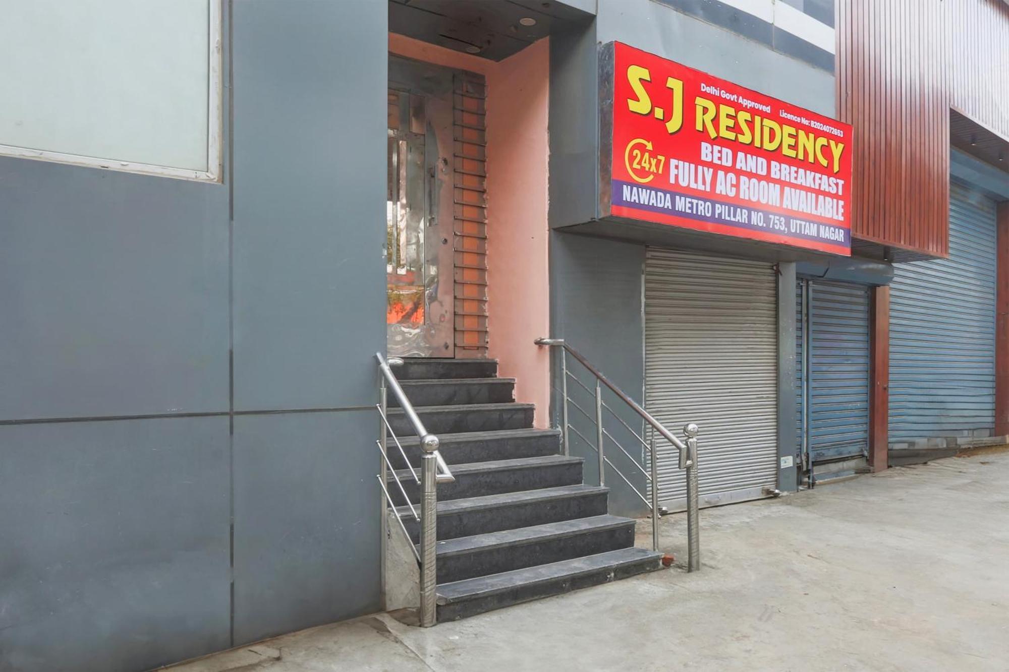 Super Hotel O S J Residency Delhi  Esterno foto
